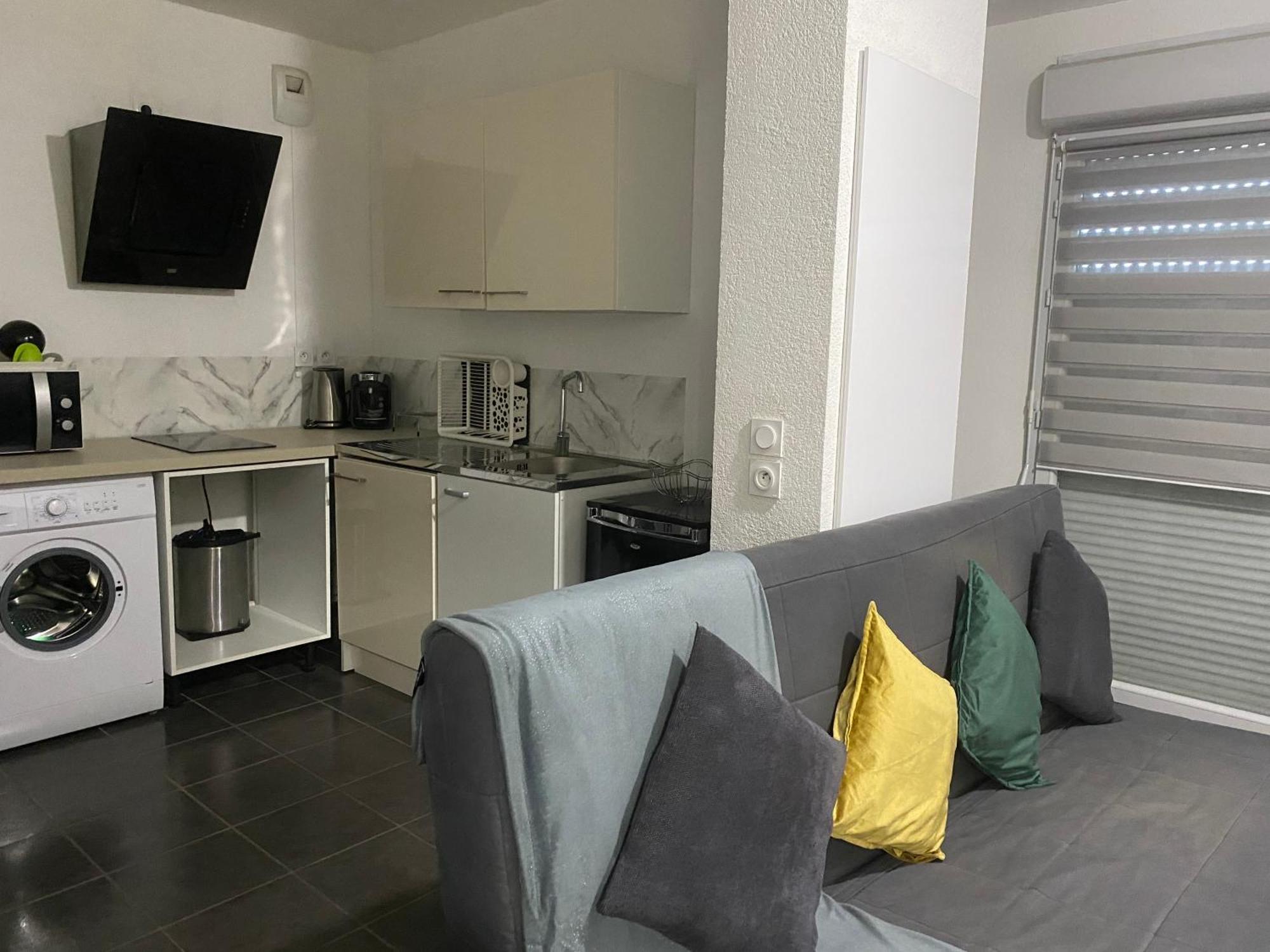 Gk2Night, Appartement Avec Parking Sous Sol Gratuit Marseilles Exterior foto